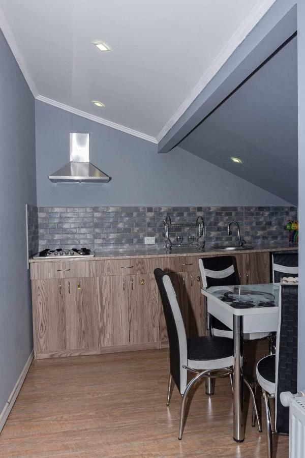 Shera Hotel Bordzjomi Buitenkant foto
